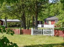 6 person holiday home in LÖTTORP