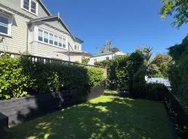Auckland City Villa