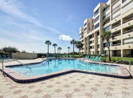 Surf & Racquet Club C102, hotel en Fernandina Beach