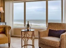 Surf & Racquet Club C126 - Pool