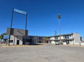 Motel 6-Blythe, CA - South