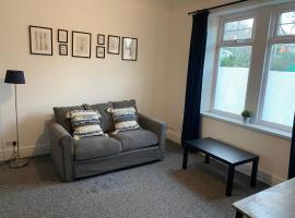 Duncan - 2Bdrm Sleeps 5 Good for Contractors, Hotel in Gateshead