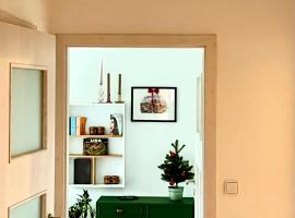 Art gallery near Pardubice, vila v destinaci Mateřov