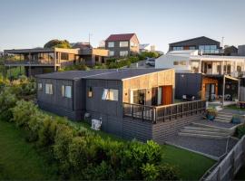 Raglan Sun Seekers Retreat, хотел в Раглан