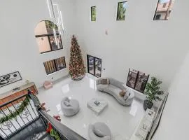 Modern Miami Home with Patio and Pool