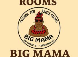 Big Mama Jungle Rooms, hotel s&nbsp;v&iacute;řivkou v destinaci Terracina