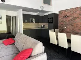 Résidence Le Portillo - Piscine - 3 Pièces pour 10 Personnes MAE-4853