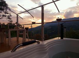 Cabaña Colibrí Silvania Cundinamarca, hotel i Silvania