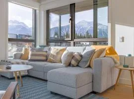 Cedar Vista - condo with stunning mountain views