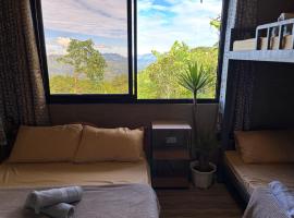 Scenic View Guest House, hotel in La Trinidad