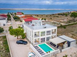 Family-friendly apartments with swimming pool Vir - 23976, hotel a Vir (Puntadura)