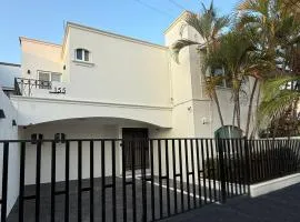 CASA BLANCA White House 4 blocks from the beach Veracruz Boca del Río