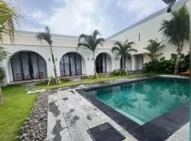 Close to Beach Paddy View 6BR Villa with Billiard