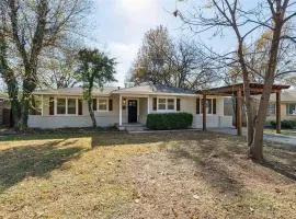 Windsor Way Retreat by StayLage