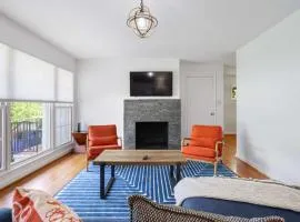 Forest Glen Silver Spring Gem - Parking