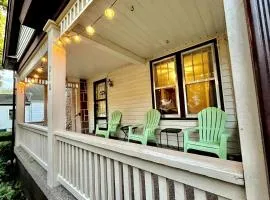 State ParksBungalowCoffeeBarPetFriendlyPorch