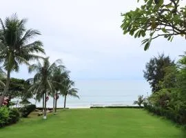 Victoria Phan Thiet Beach Resort & Spa