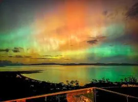 StayAU Breathtaking Panoramic Views Aurora Sauna