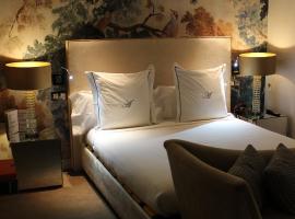 Abalú Small Luxury & Design Boutique Hotel, hotel v destinácii Madrid (Malasana)
