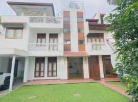 Cozy View Apartment, Hotel in Kadawatha