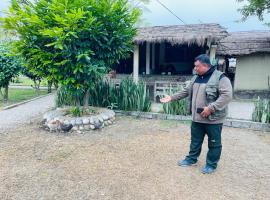 Kumal Village Resort Golaghat, hotel a Andrāuli