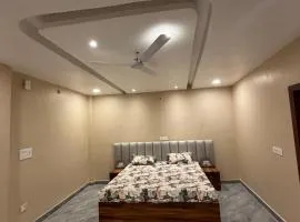 Lovkush Bhavan Valmiki ashram guest house