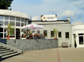 Jersey, hotel v destinaci Dzierzoniów