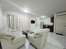 Townhome 49, hotel in Ban Nong Pru