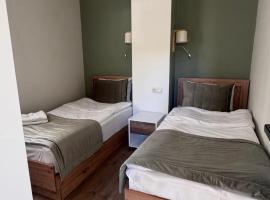 Getap Resort, hotel a Arzni