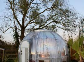 Maison Thalène - La Bulle, hotel v destinaci Aurseulles