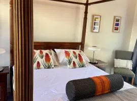 Heritage York Wildflower Junior Suite