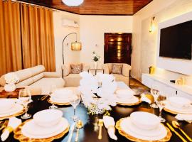 Prevail apartment-3 Bedrooms, Family friendly, swimming Pool, Bathtub, Near Beach، فندق في دار السلام