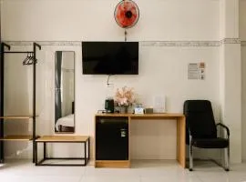 Nhà Khách Vạn Thành