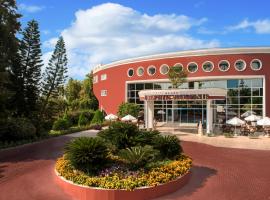 Botanik Hotel, luxury hotel in Okurcalar