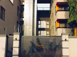 Elysium Suites & Apartments, hotel a Accra