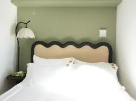 Landmark Sunshine Hotel