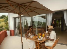 La Colombine Appart'Hôtel, hotel a Sainte Marie