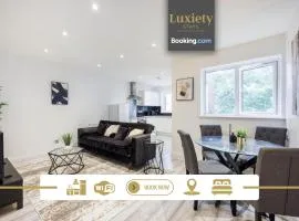 Modern 1BR By Luxiety Stays Short Lets & Serviced Accommodation Southend on sea - City Centre, Nr the beach, High St & Adventure Island