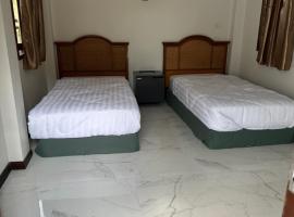 บ้านพิมพ์วนาเขาใหญ่ ห้องมินิ, готель у місті Ban Tha Maprang