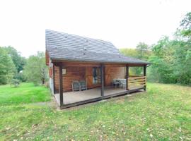 Gîte Chalet Morvan Bourgogne, Hotel in Corancy