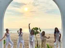 Borrbo Beach Hostel Gokarna