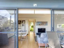 Relaxing Beach shack at the Footprints complex