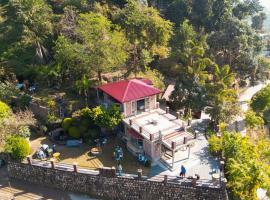 The River Trail Cottage by The StayCationer, hotel in Rājpur