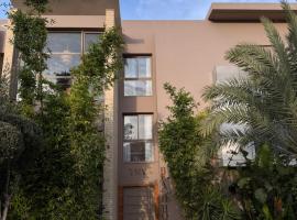 YMY Beach House, Hotel in Agadir