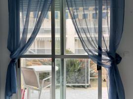 Riviera Bajos, hotel a Mont-roig del Camp