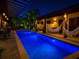 Pousada Charmosa Lua Nova Pipa - Chales com Jacuzzi e Hidro e com Academia，琵琶的飯店