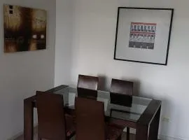 A pasos de Ruta Cinco y Universidad