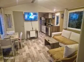 230 mobil-home 2 chambres 1 salle de douche