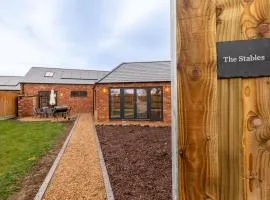 The Stables - Newly Renovated 4 bed house