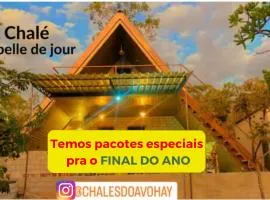 Chalés do AVOHAY, lindo chalé com privativo ofurô aquecido,apenas 2 minutos da Vila de São Jorge Chalé la belle de jour